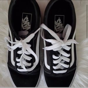 Vans Old Skool Womens Shoes